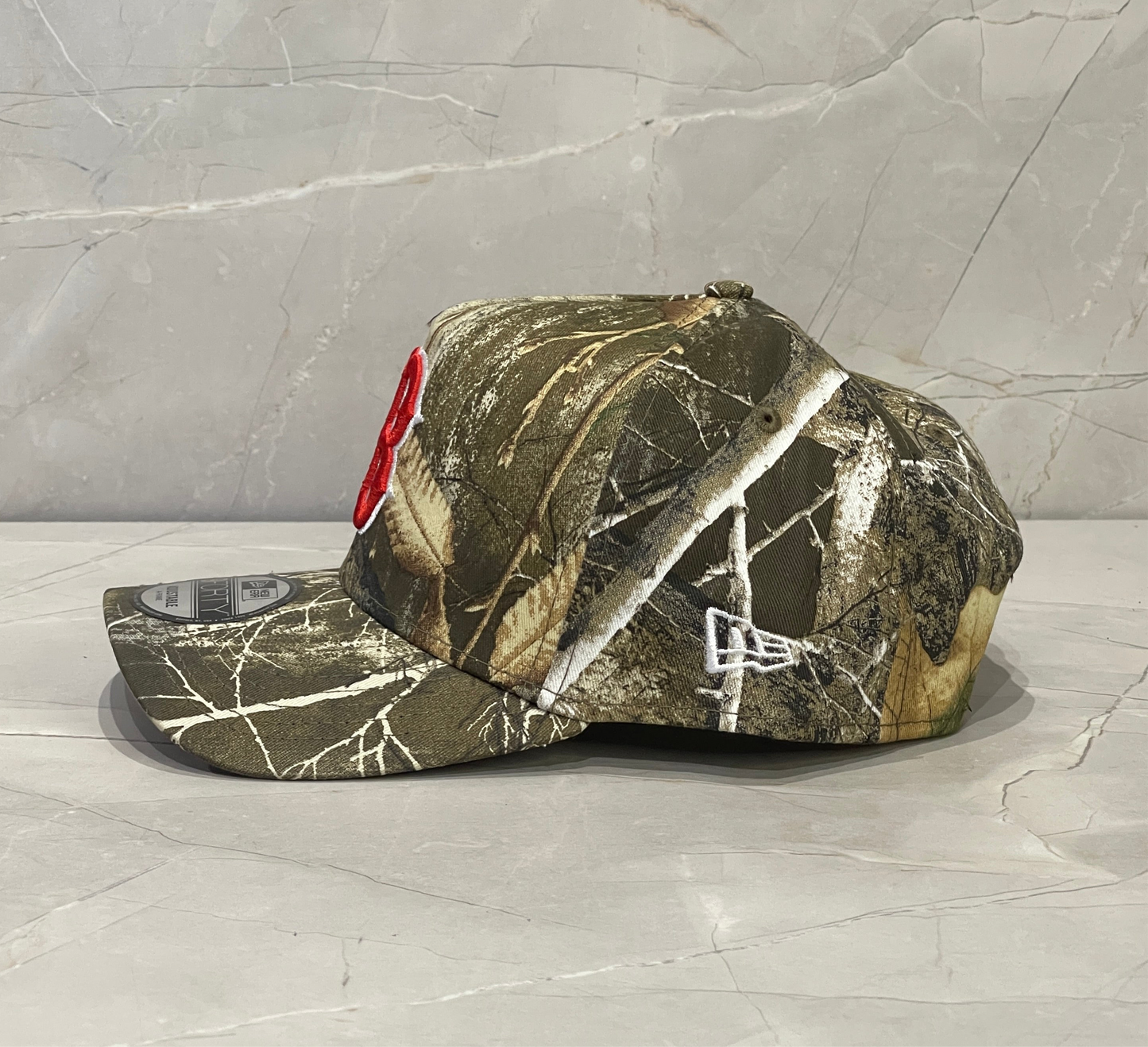 9FORTY A FRAME BOSTON RED SOX CAMO REAL TREE RED LOGO