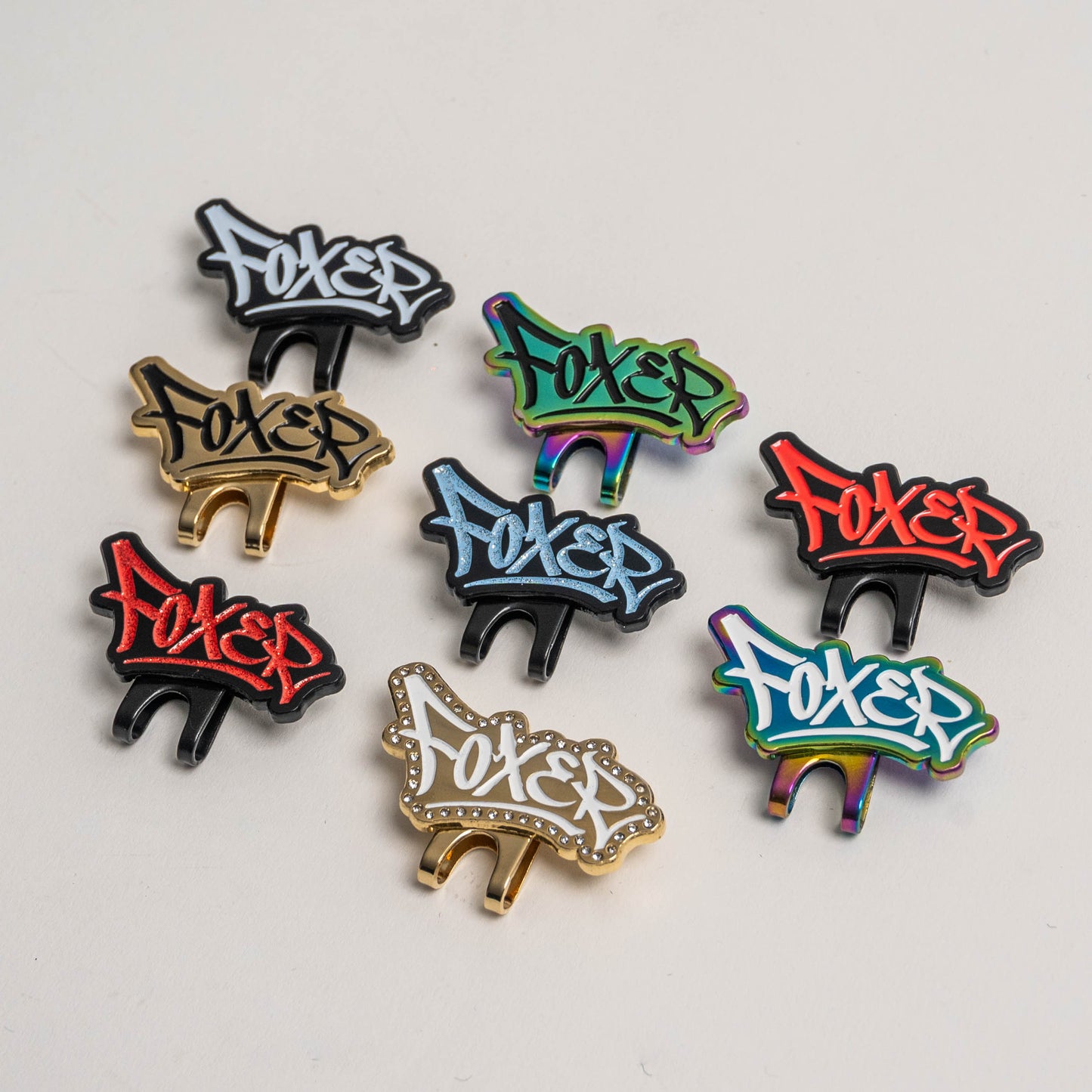 PIN CLIP GRAFITI FOXER BLANCO Y NEGRO ESCARCHADO