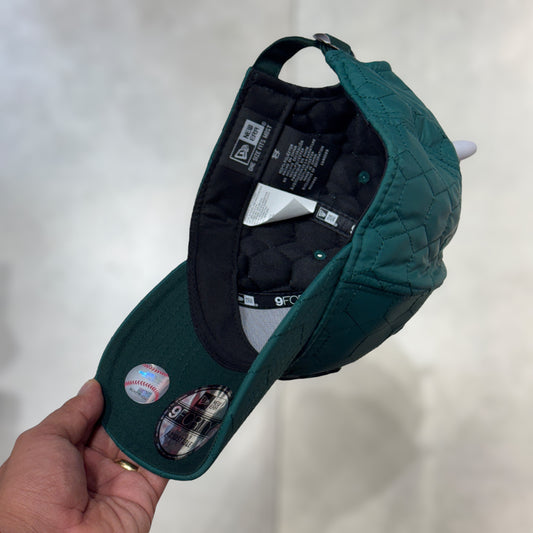 9FORTY NY YANKEES GREEN IMPERMEABLE