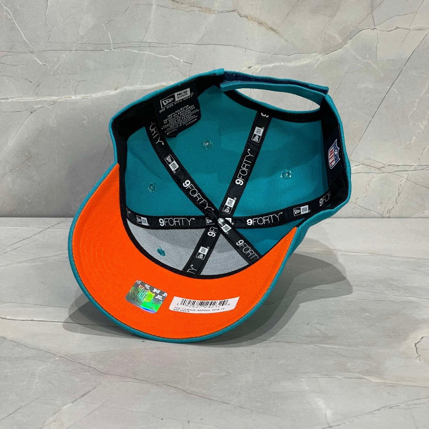 9FORTY DOLPHIN CLASIC
