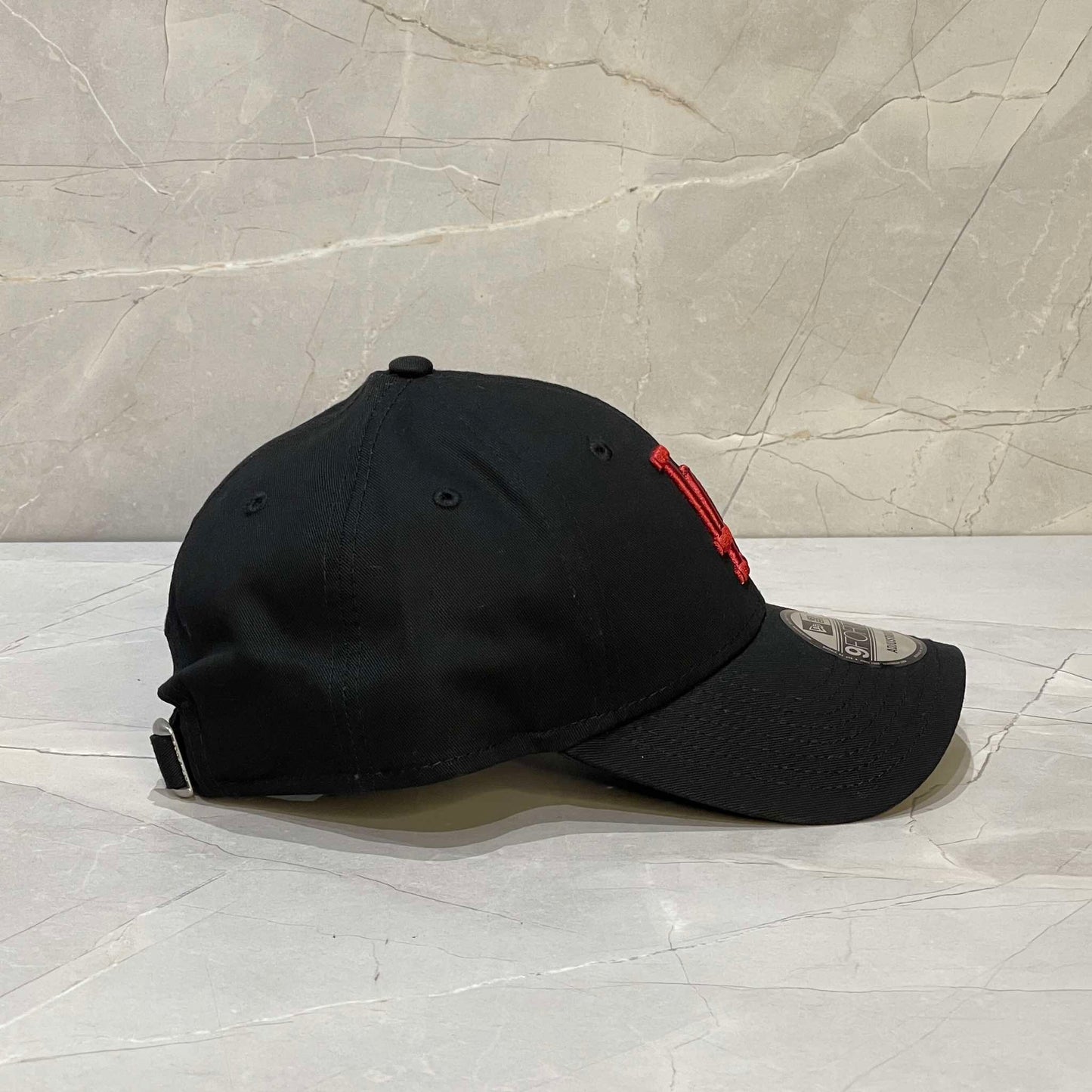 9FORTY LA DODGERS BLACK/RED LOGO