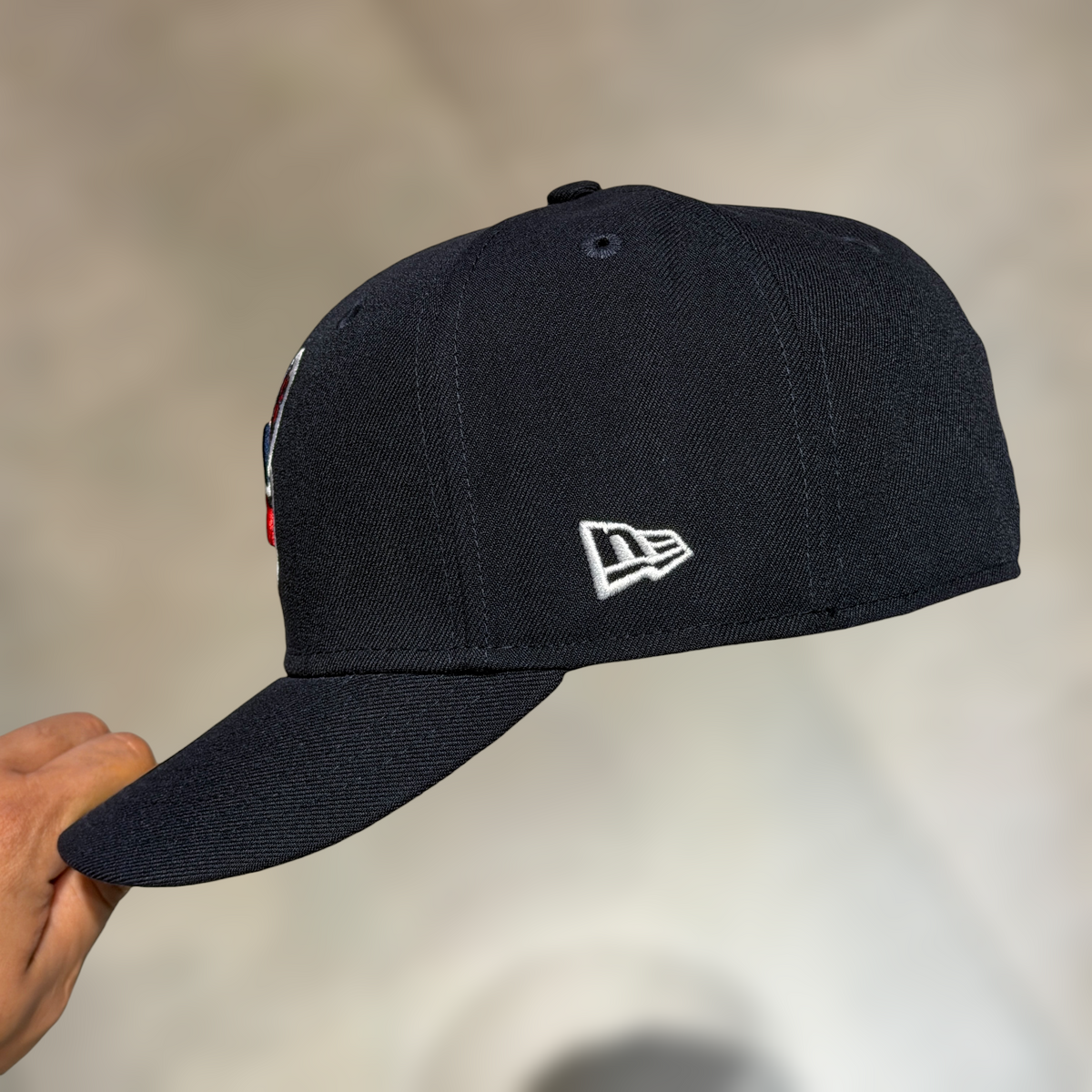 59FIFTY CLEVELAND INDIANS NAVY