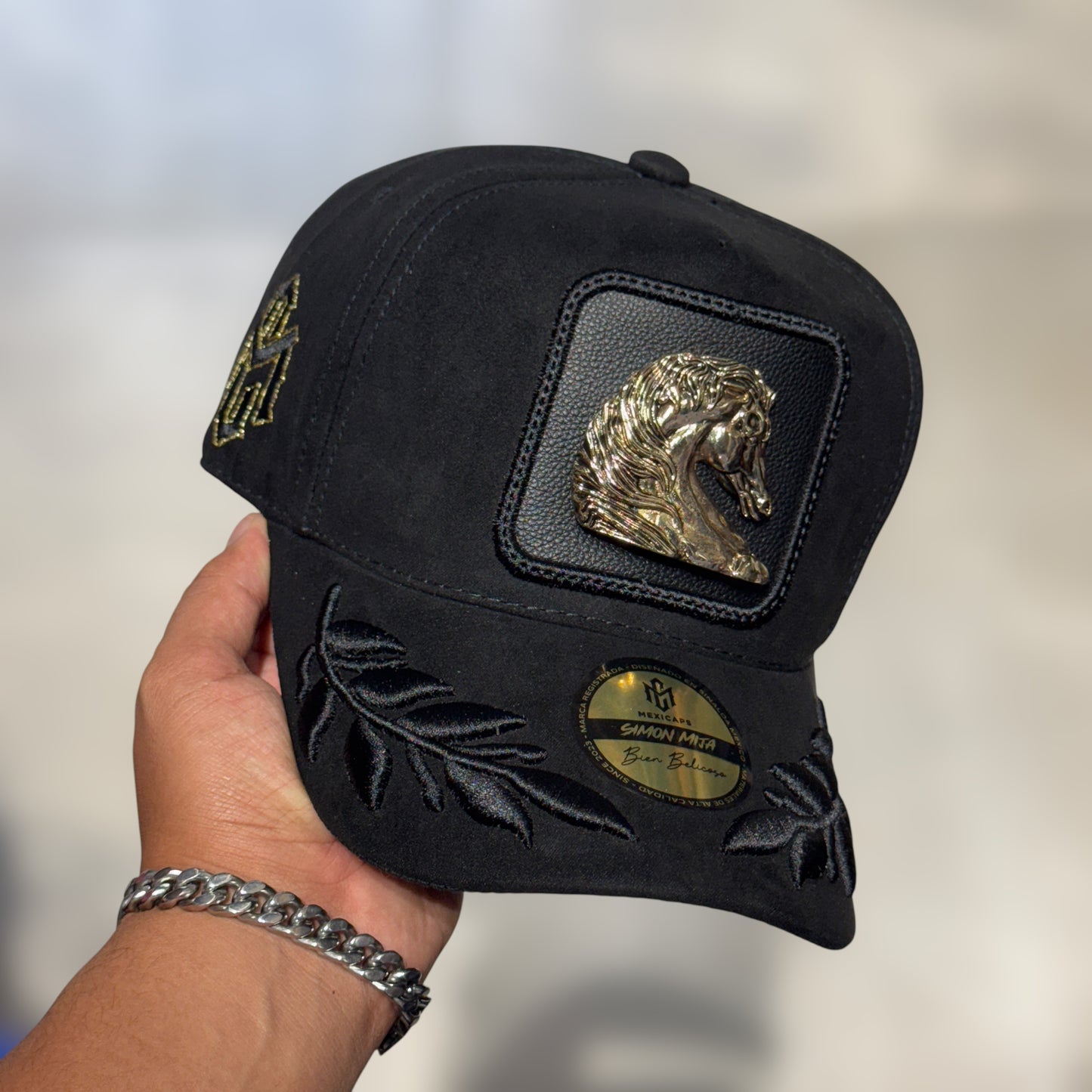 BELICA GOLDEN HORSE