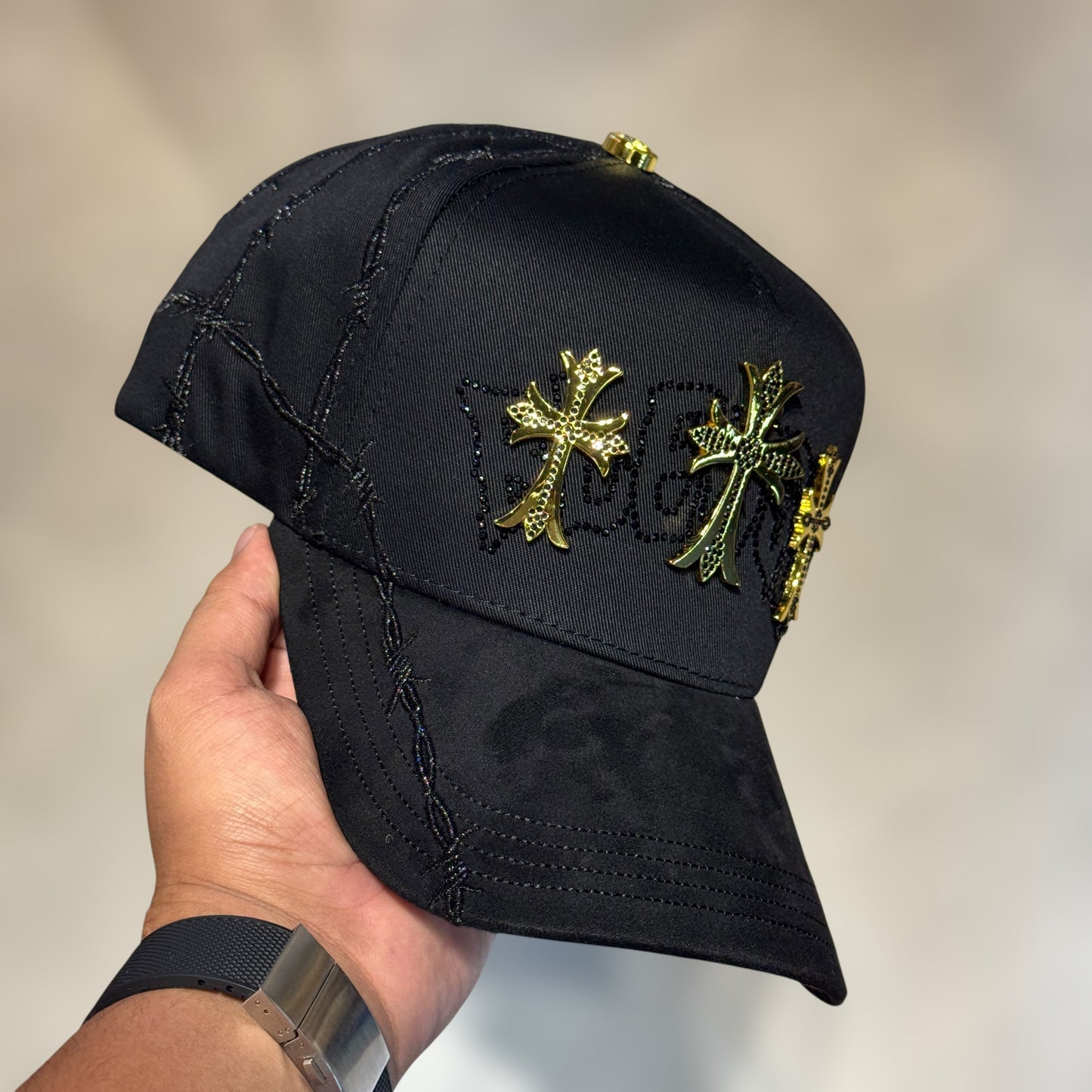 BELICA BIG BOSS BENDECIDO BLACK/GOLD 3 CRUCES