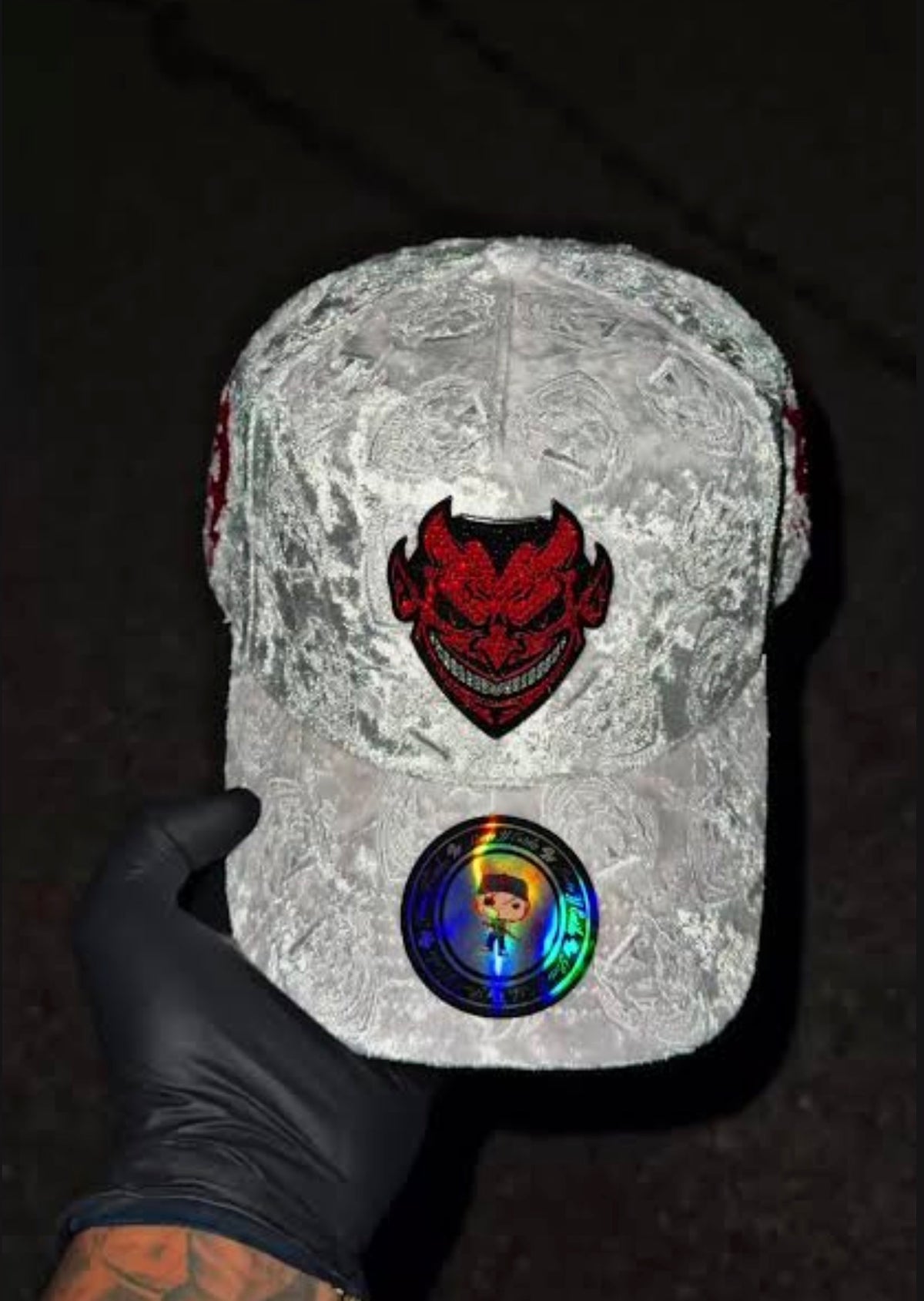 BÉLICA CHUCKY HATS LUCIFER WHITE VELVET