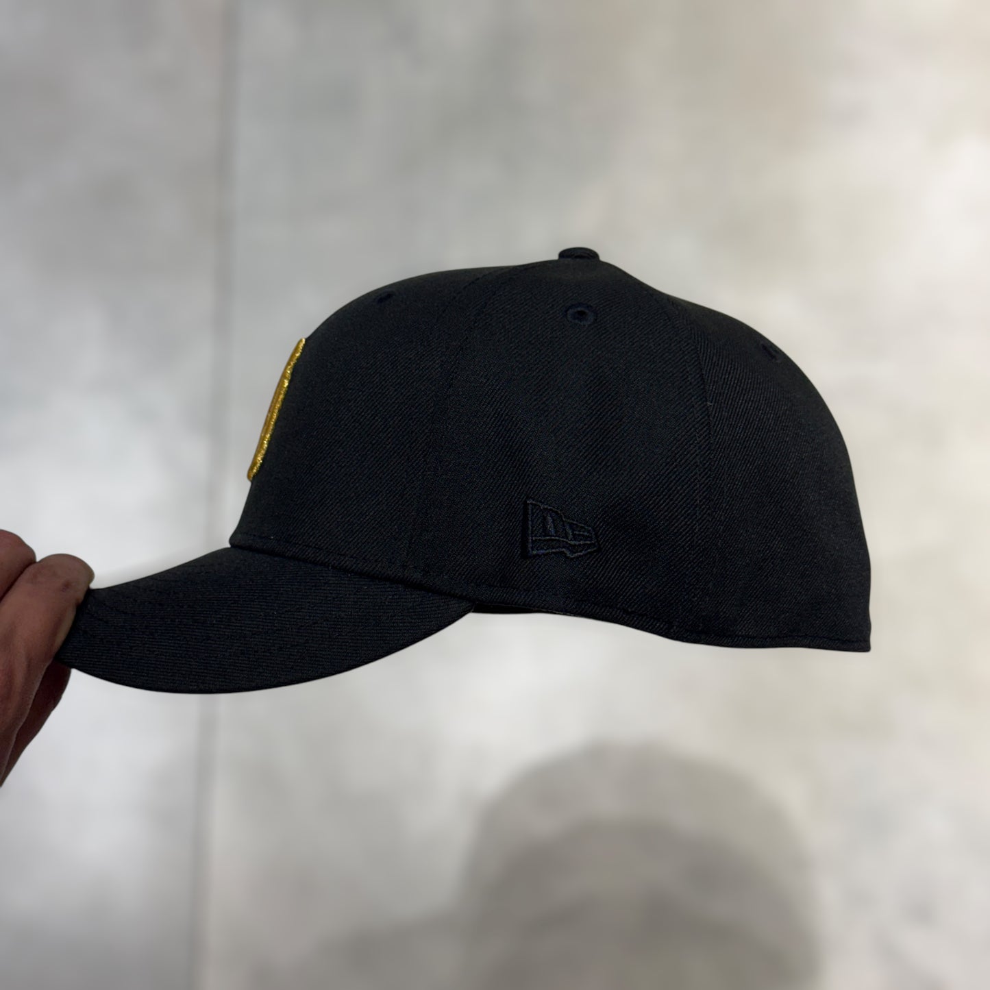 59FIFTY NY YANKEES BLACK GOLD LOGO WS 1999