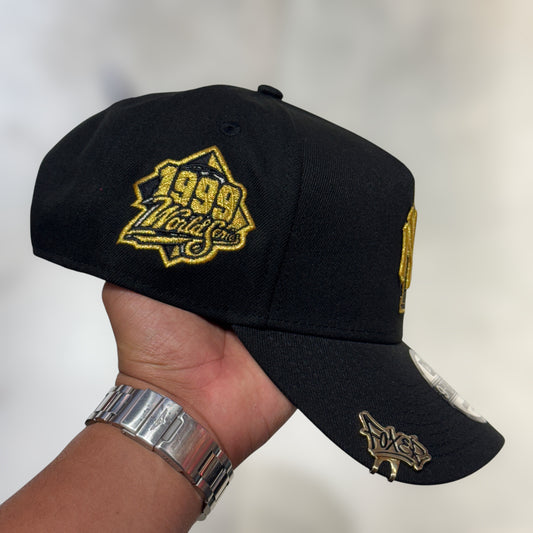 9FORTY A FRAME NY YANKEES EMPIRE STATE BLACK GOLD LOGO WS 1999