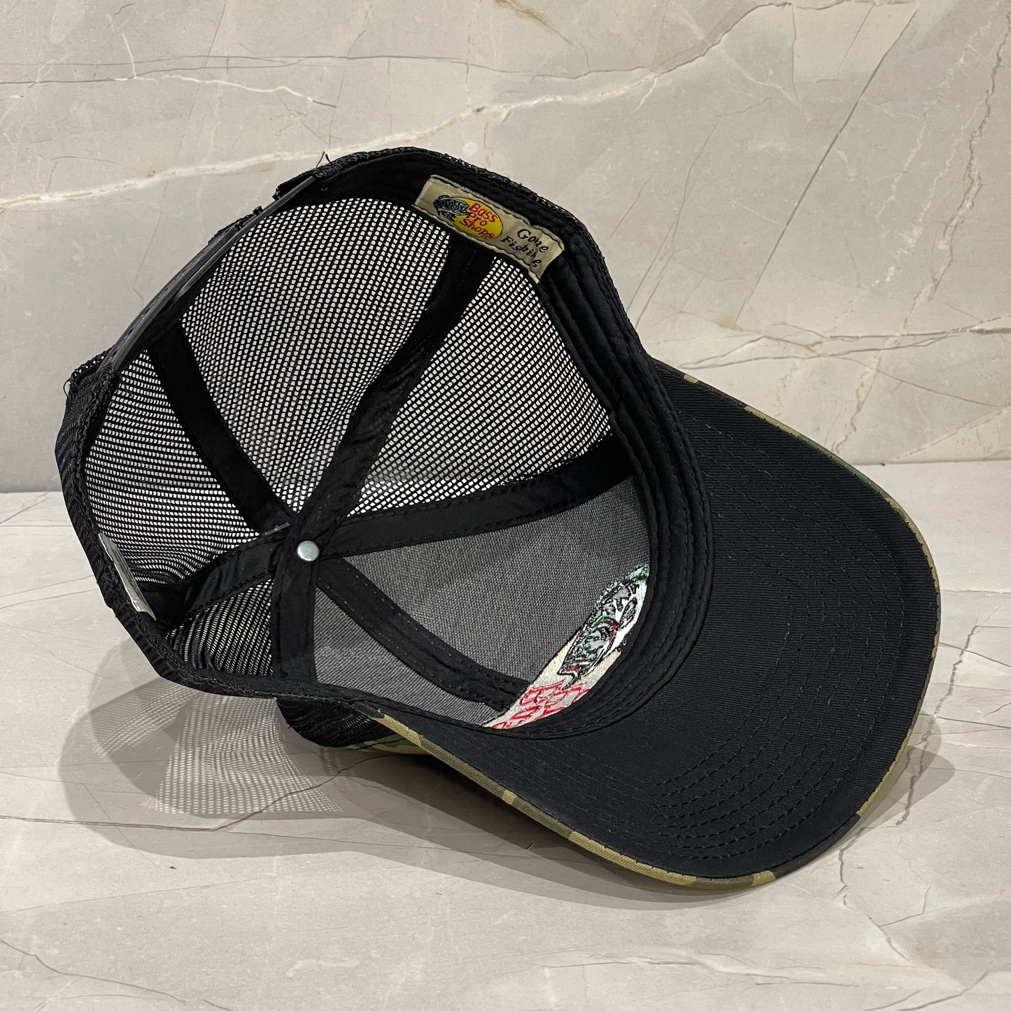 BASSPROSHOPS GREEN/BLACK CAMO LOGO BORDADO
