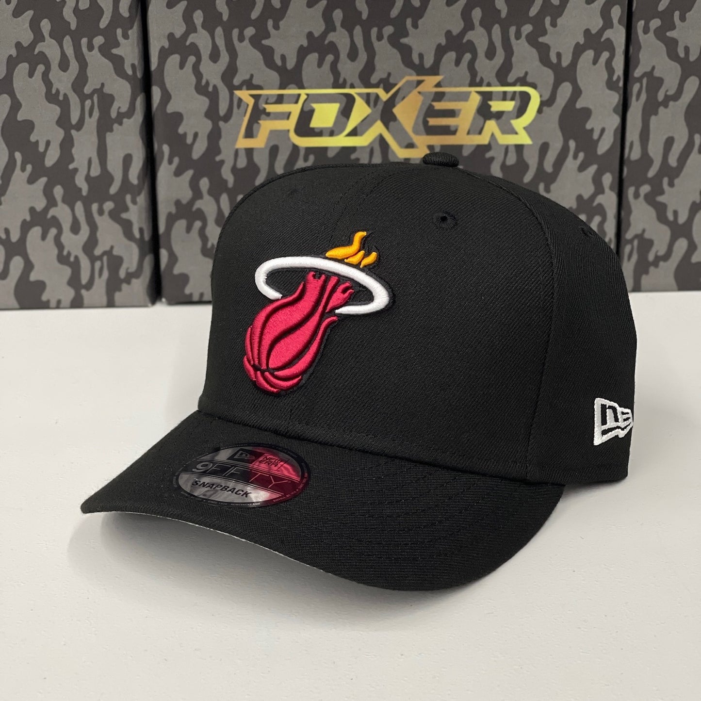 9FIFTY MIAMI HEAT BLACK RED LOGO CLASICA