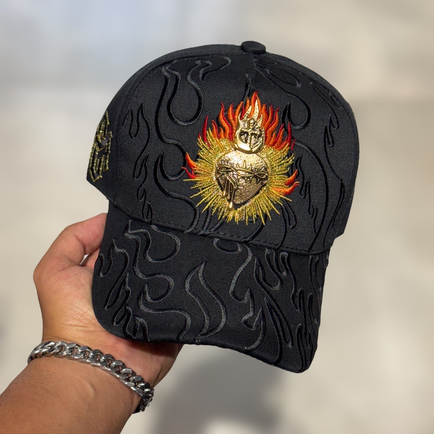 BELICA SAGRADO CORAZÓN LOGO METÁLICO
