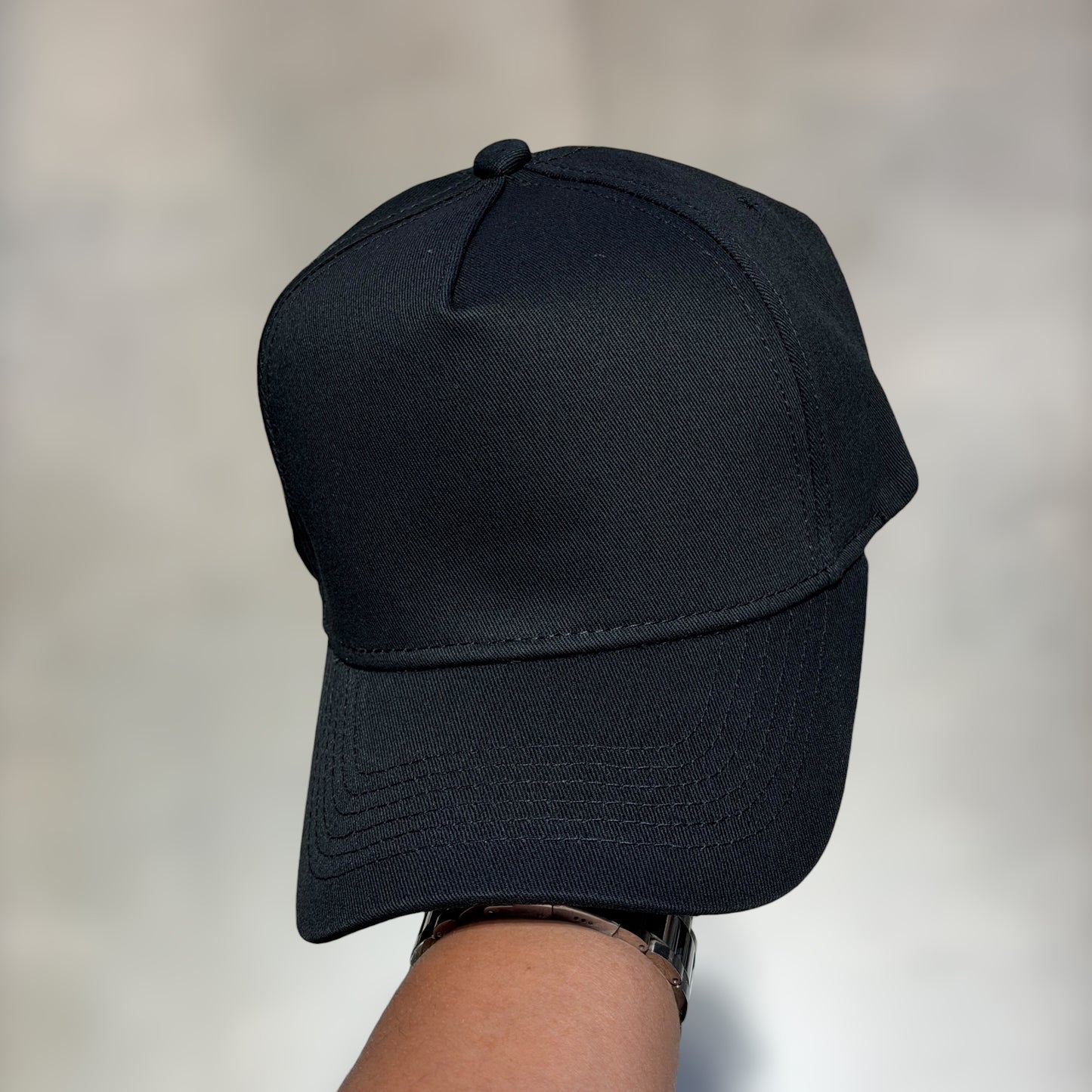 GORRA NEGRA llana para bordados