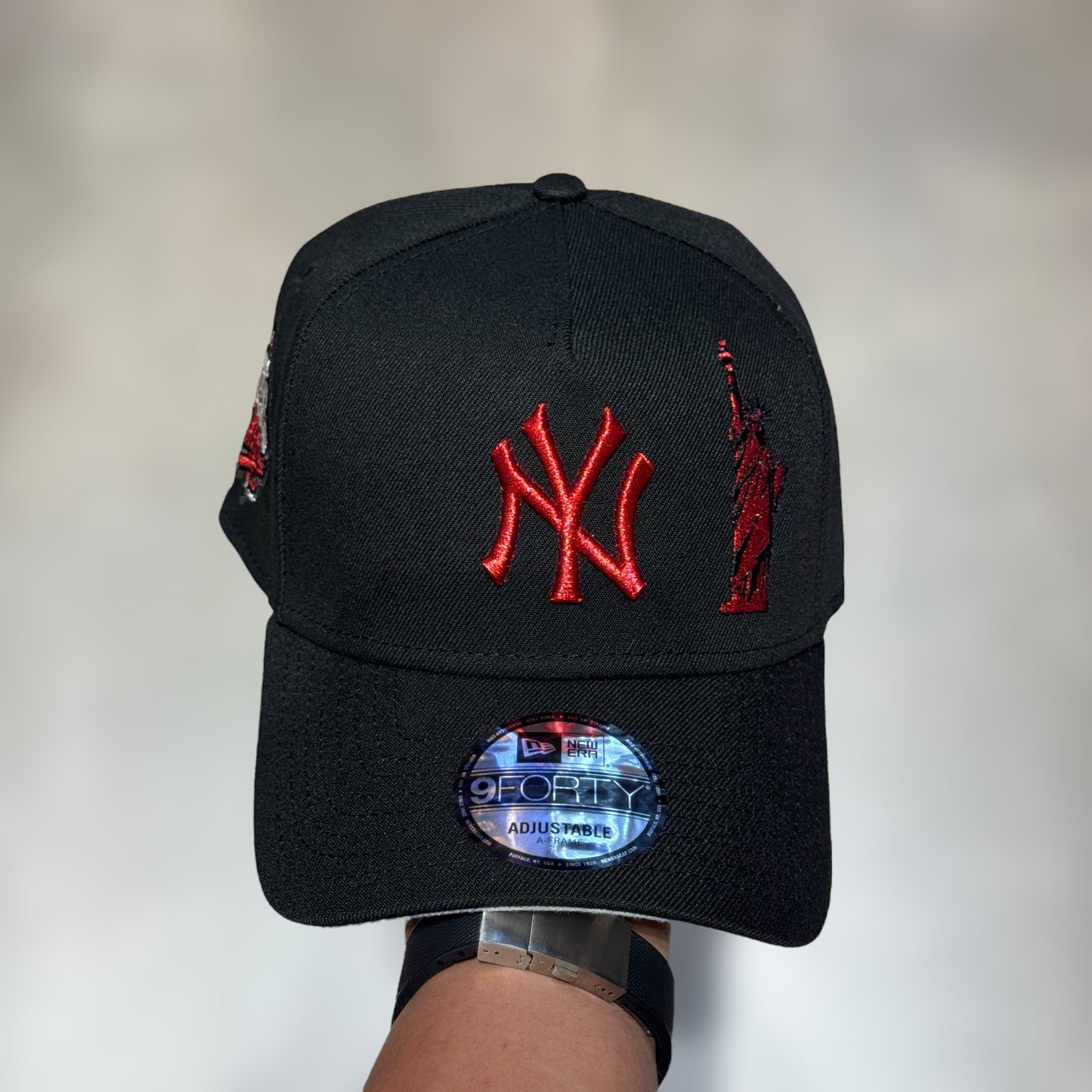9FORTY A FRAME NY YANKEES BLACK STATUE RED WS 1999