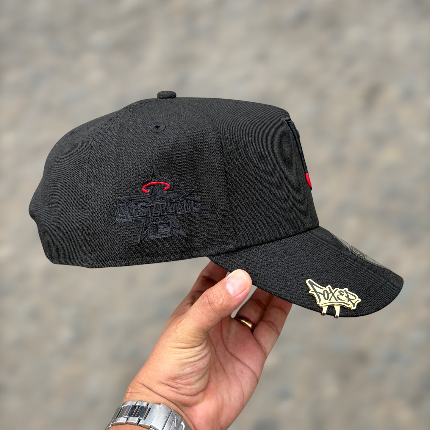 9FORTY ANGELS UPSIDE DOWN LOGO BLACK RED