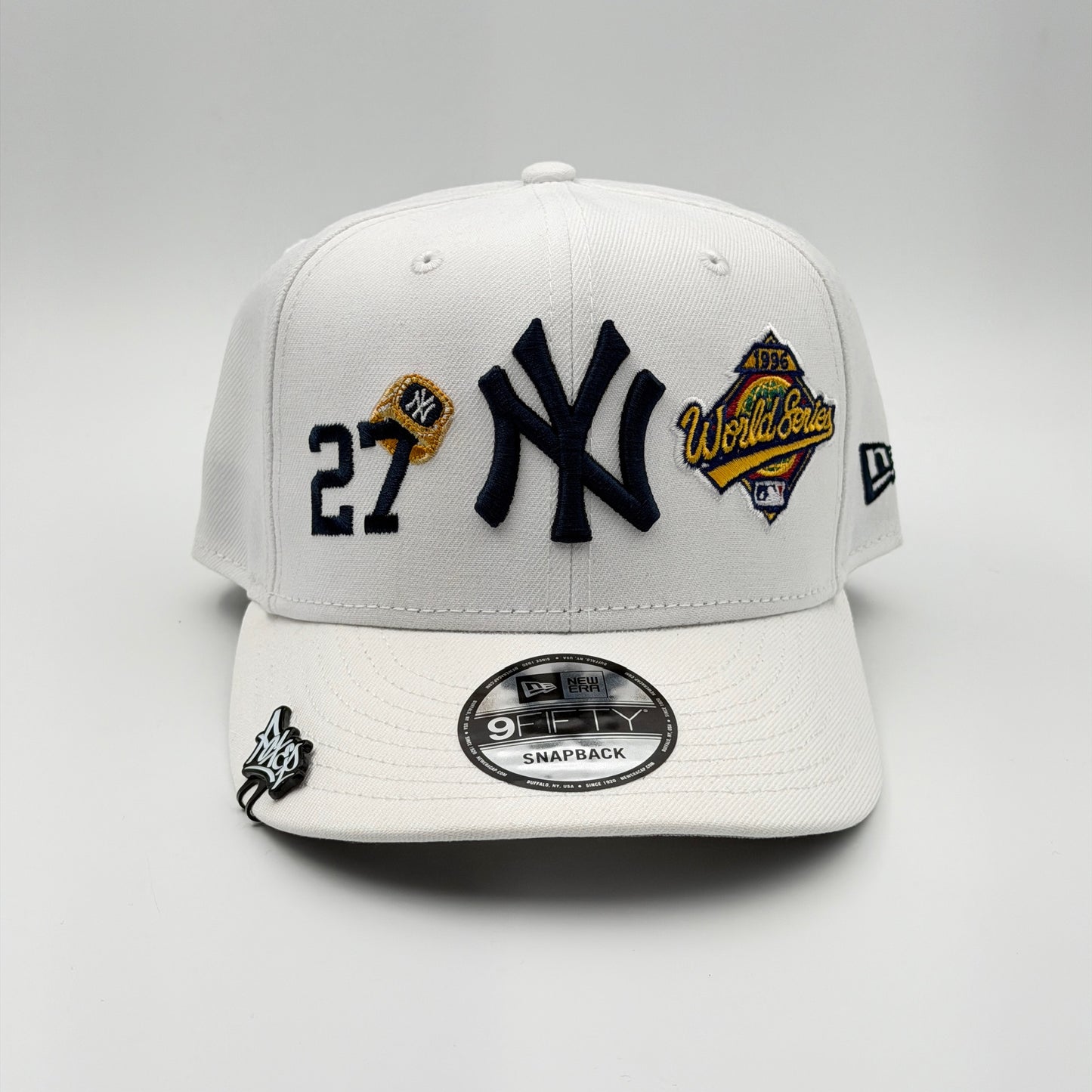 9FIFTY NY YANKEES WHITE BLUE LOGO MULTIPARCHES