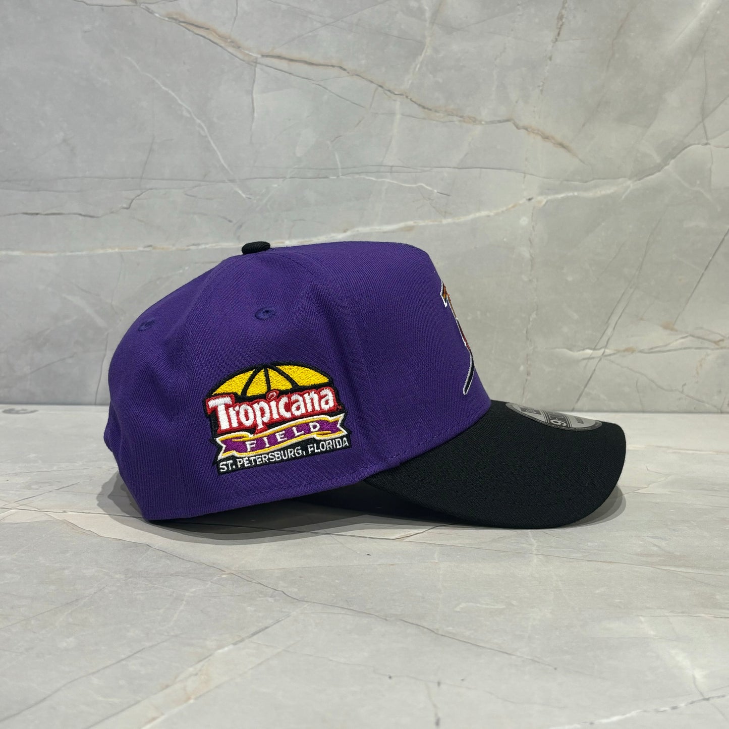 9FORTY A-FRAME TAMPA BAY PURPLE BLACK PATCH