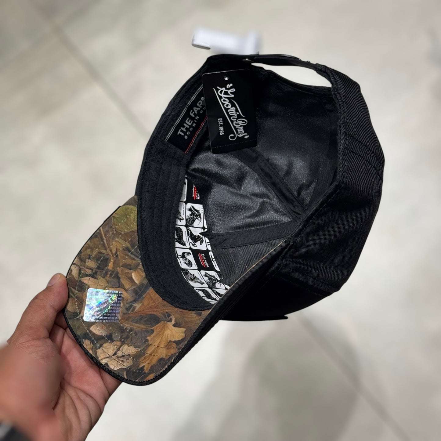 GOORIN BROS NOMAND BLACK CLASICA IMPERMEABLE