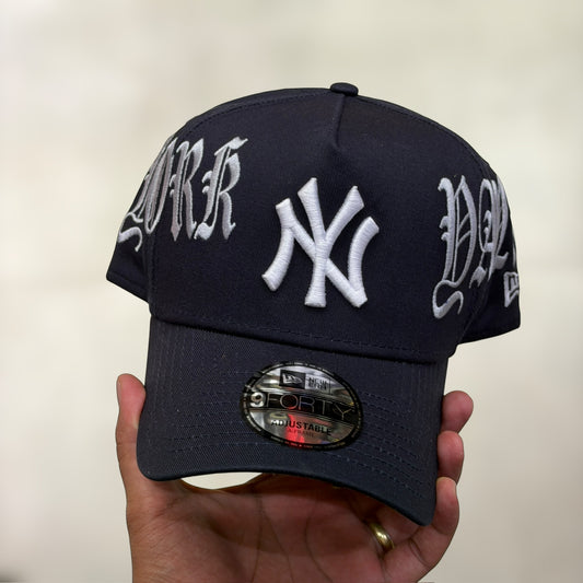 9FORTY A FRAME NY YANKEES NAVY GOTHIC SCRIPT