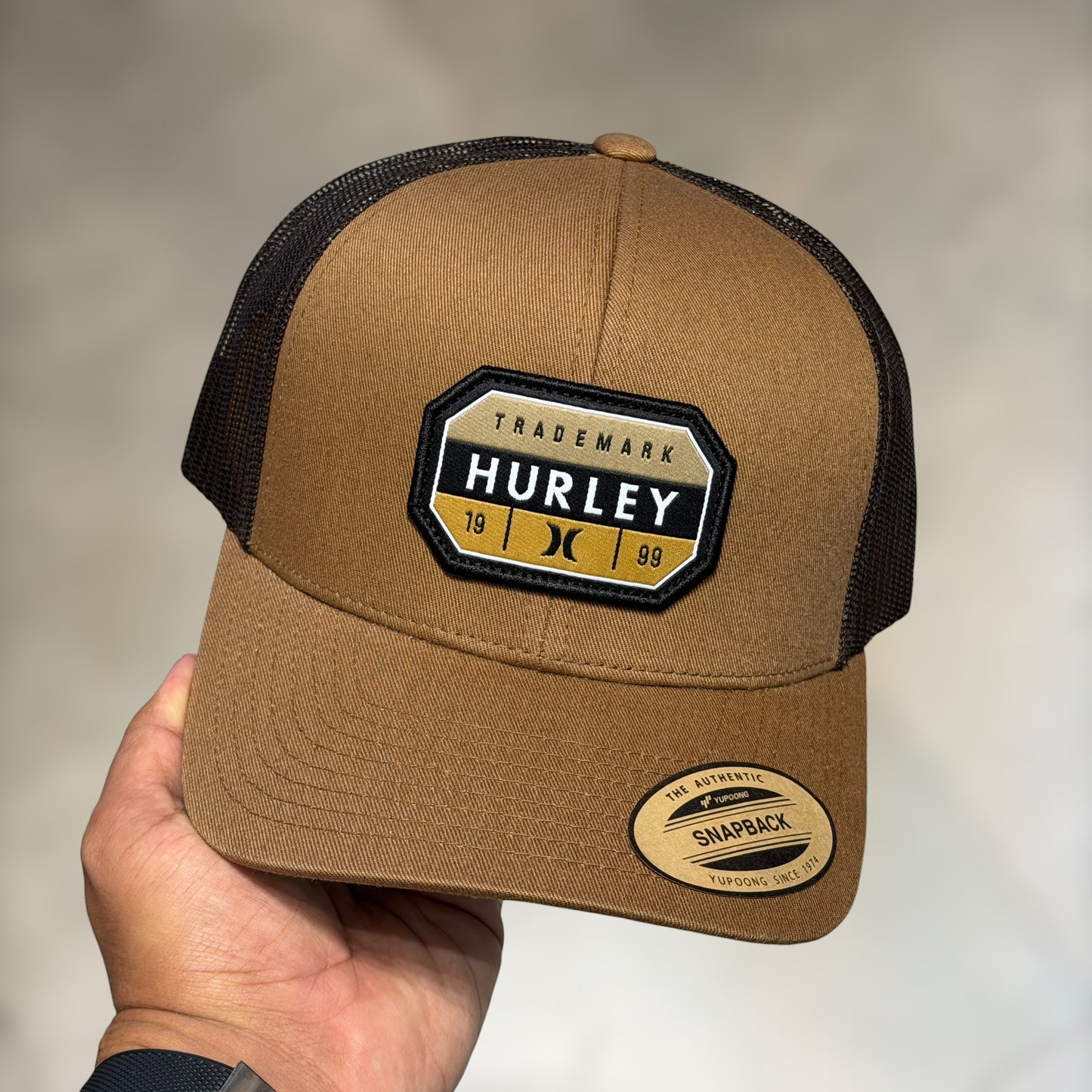 Hurley trucker brown