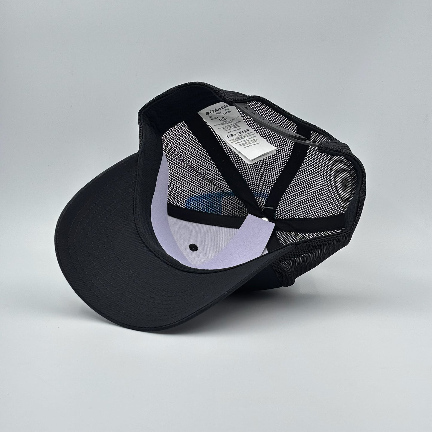 COLUMBIA BLACK ON BLACK