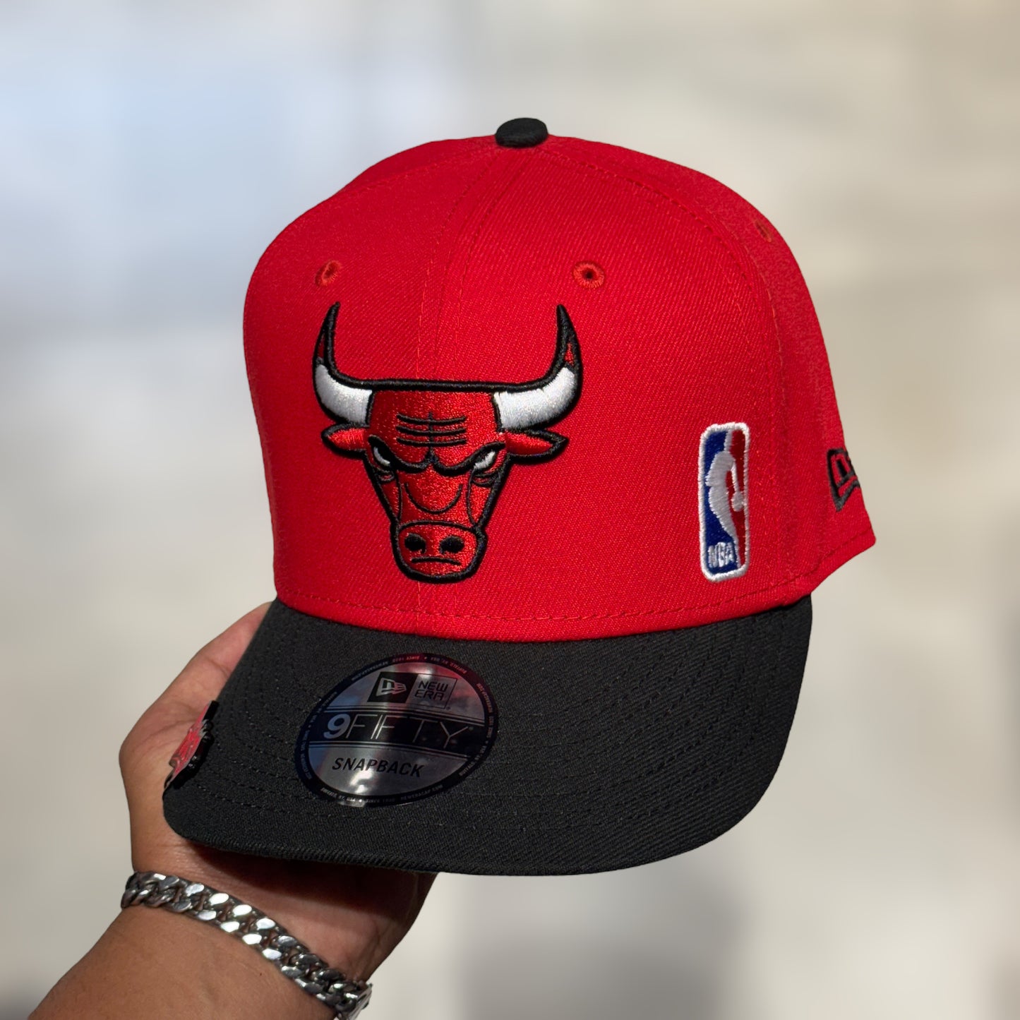 9FIFTY CHICAGO BULLS EXCLUSIVE BLACK VISOR