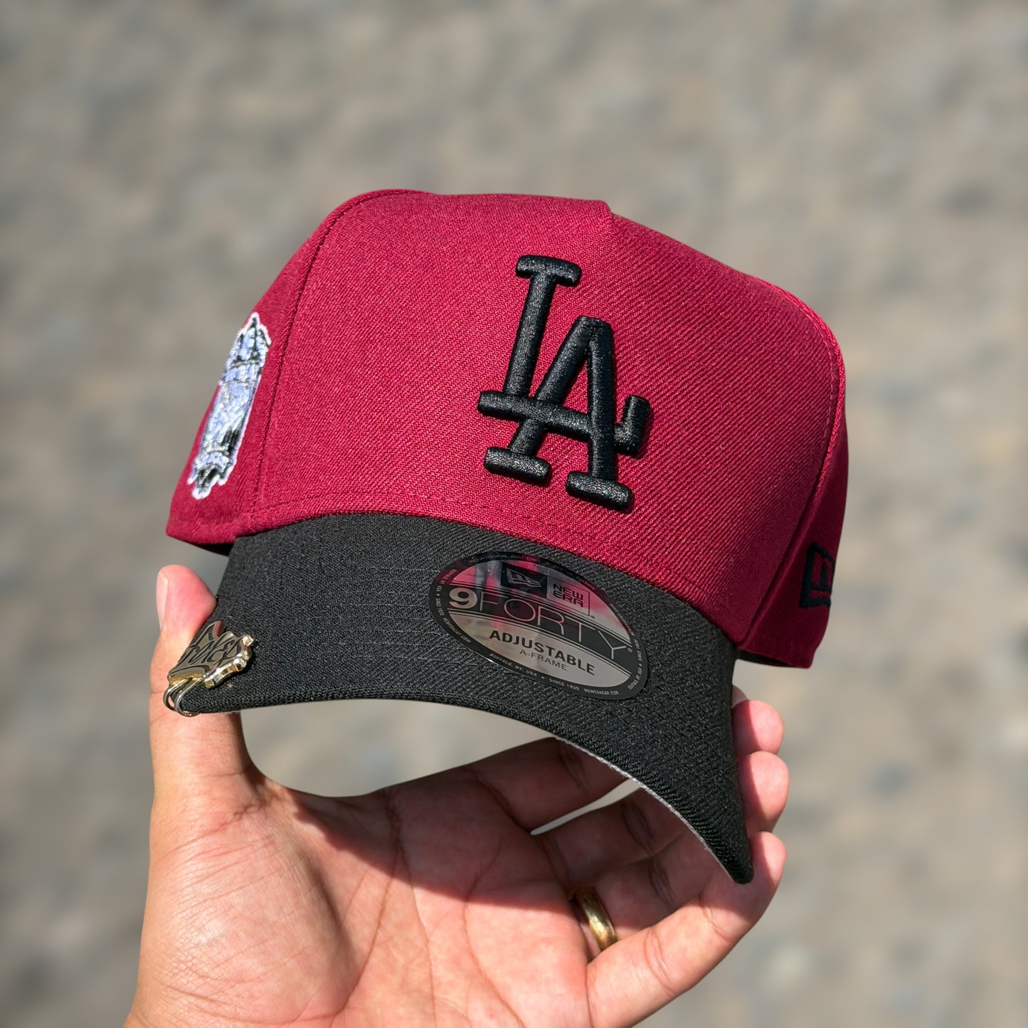 9FORTY LOS ANGELES DODGERS BURGUNDY BLACK LOGO