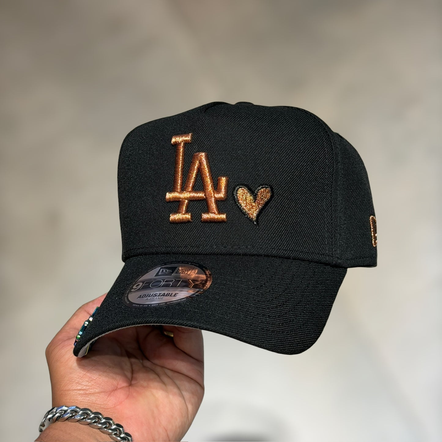 9FORTY A FRAME LA DODGERS BLACK BRONCE CORAZÓN