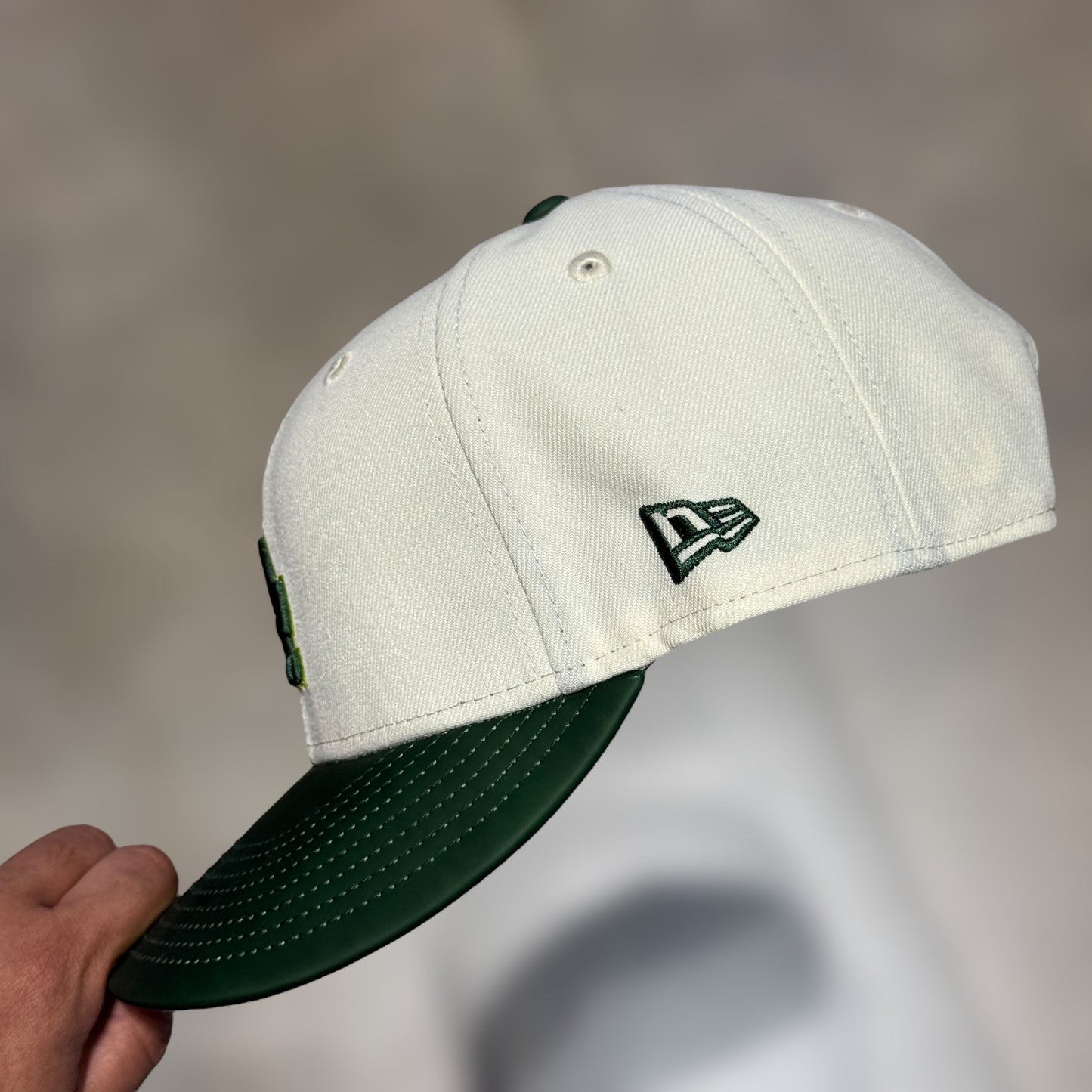 9FIFTY COLOR CHANGING LA DODGERS BEIGE GREEN VISOR WS 2020