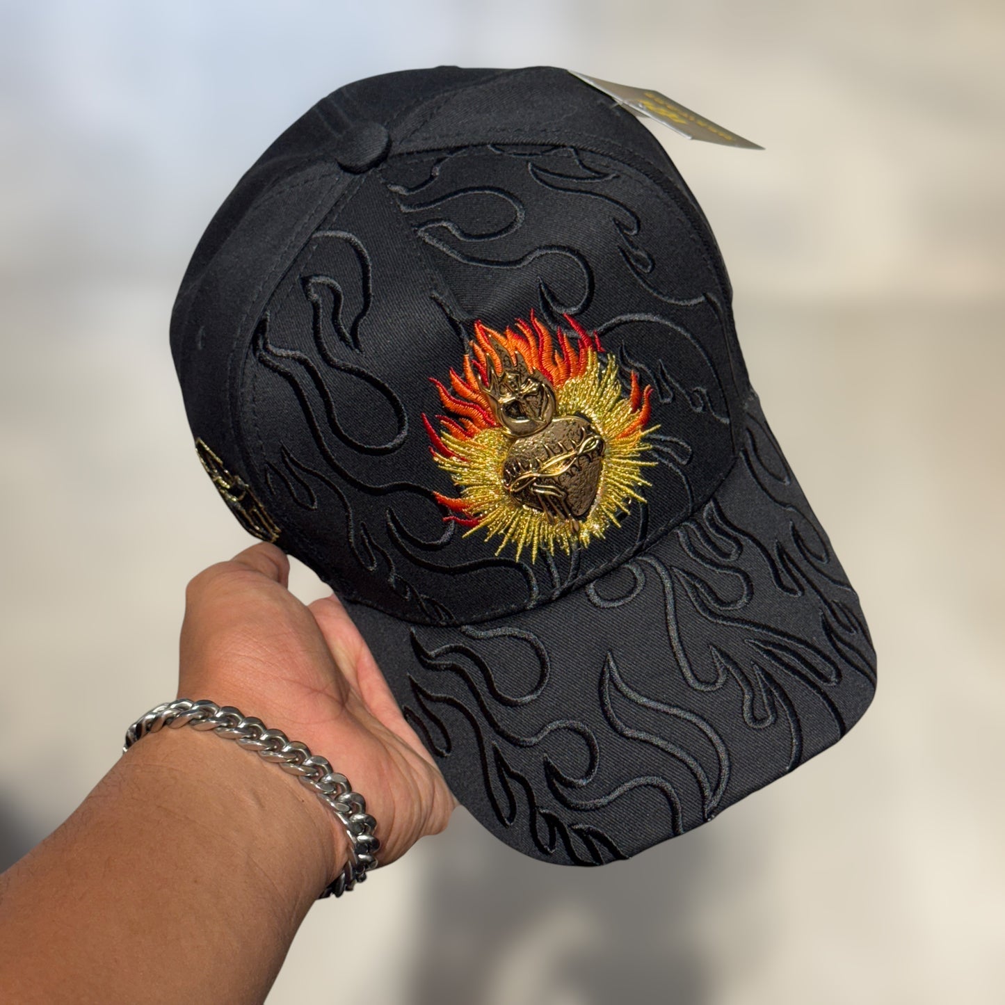 BELICA SAGRADO CORAZÓN LOGO METÁLICO