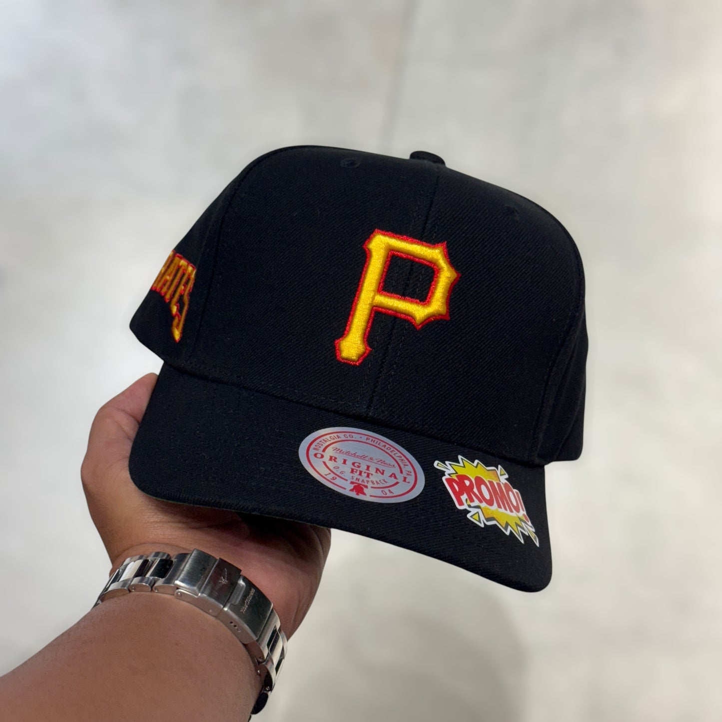 PIRATES EXCLUSIVE MITCHELL