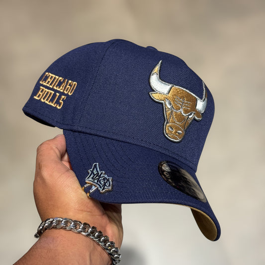 9FORTY CHICAGO BULLS NAVY UNDERVISOR BRONZE