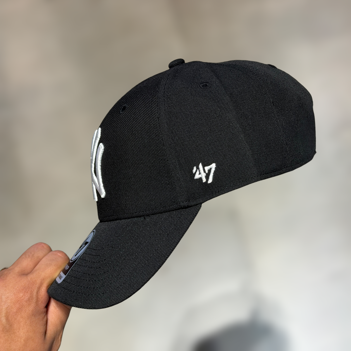 47 brand MVP NY YANKEES BLACK WHITE LOGO