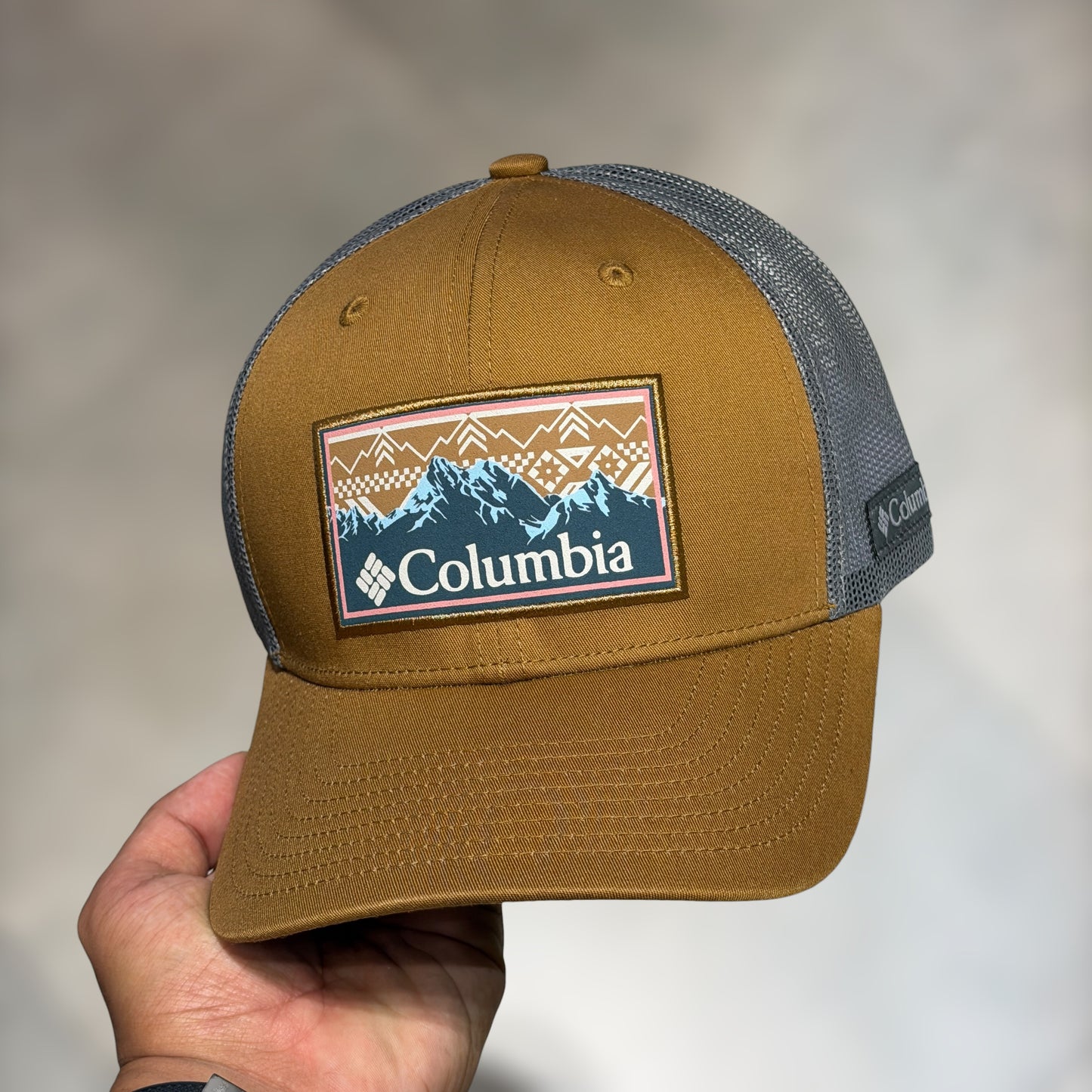 Columbia trucker brown grey mesh