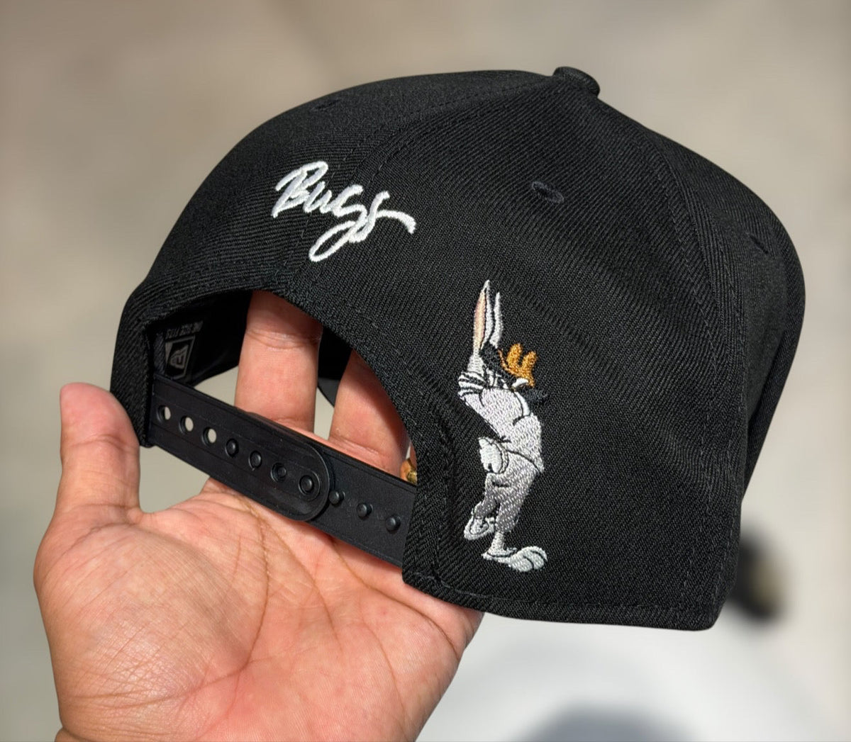 9FIFTY WHITE SOX BLACK BUG BUNNY LOONEY TUNES