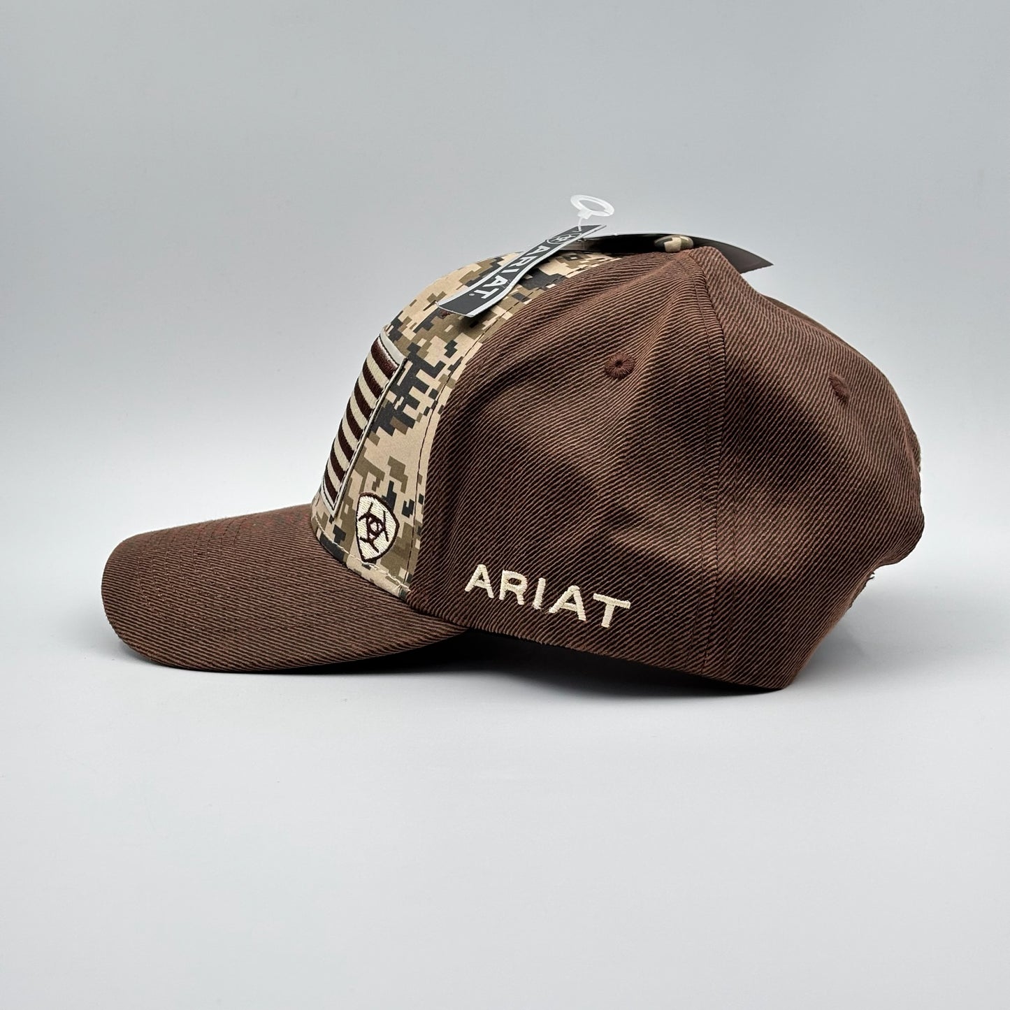 ARIAT BROWN FLAG