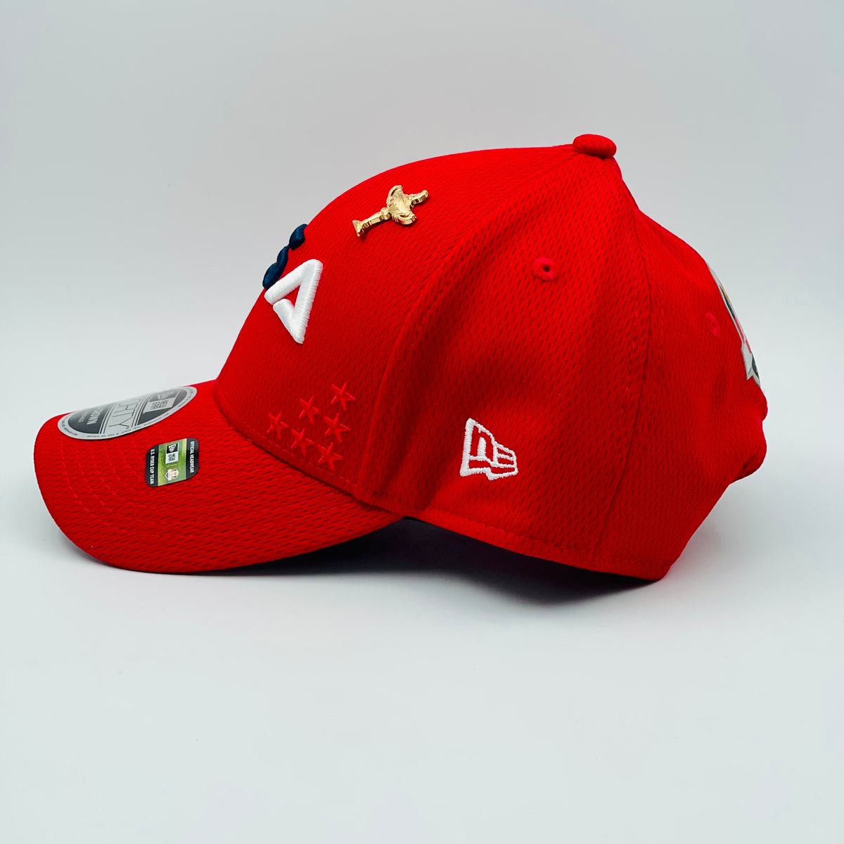 9FORTY CROWN USA RED + PIN METÁLICO