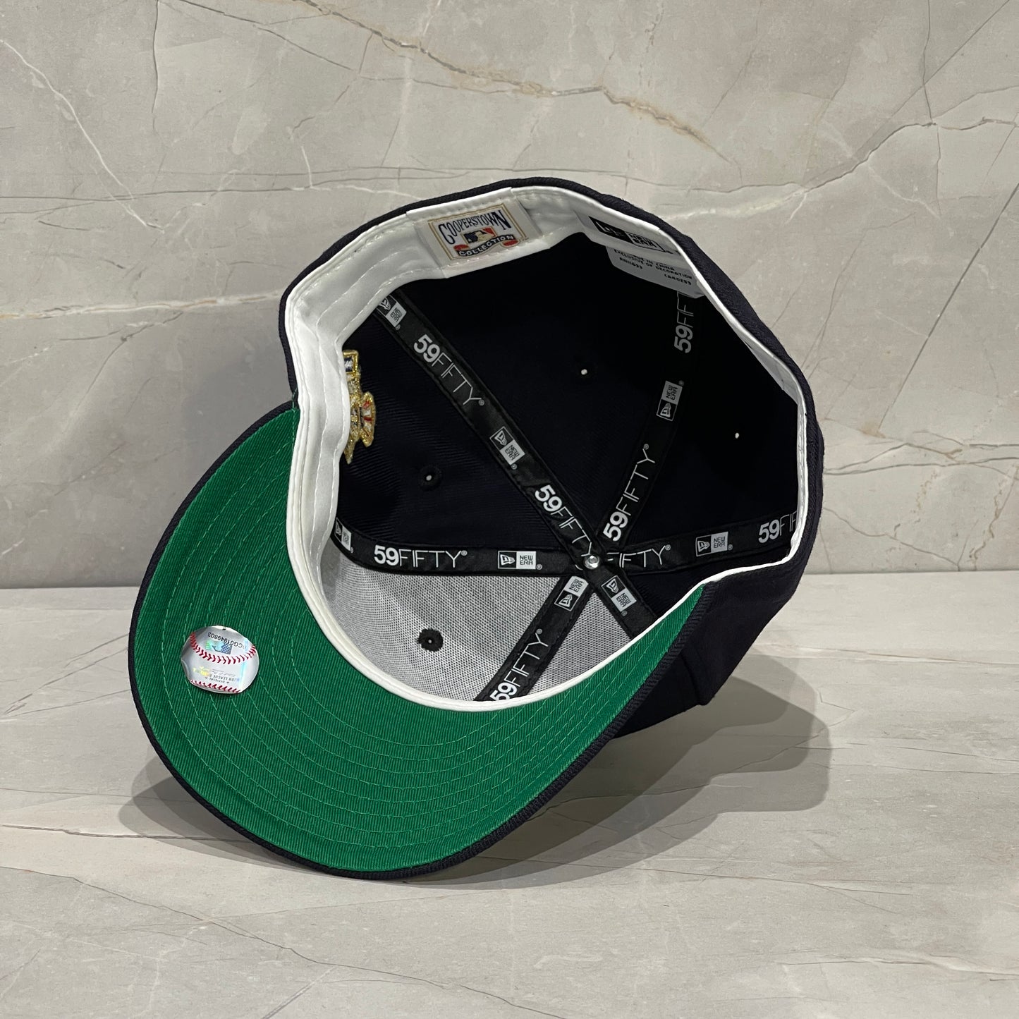 59FIFTY NY YANKEES NAVY UNDERVISOR GREEN PATCH GOLD LATERAL 1951