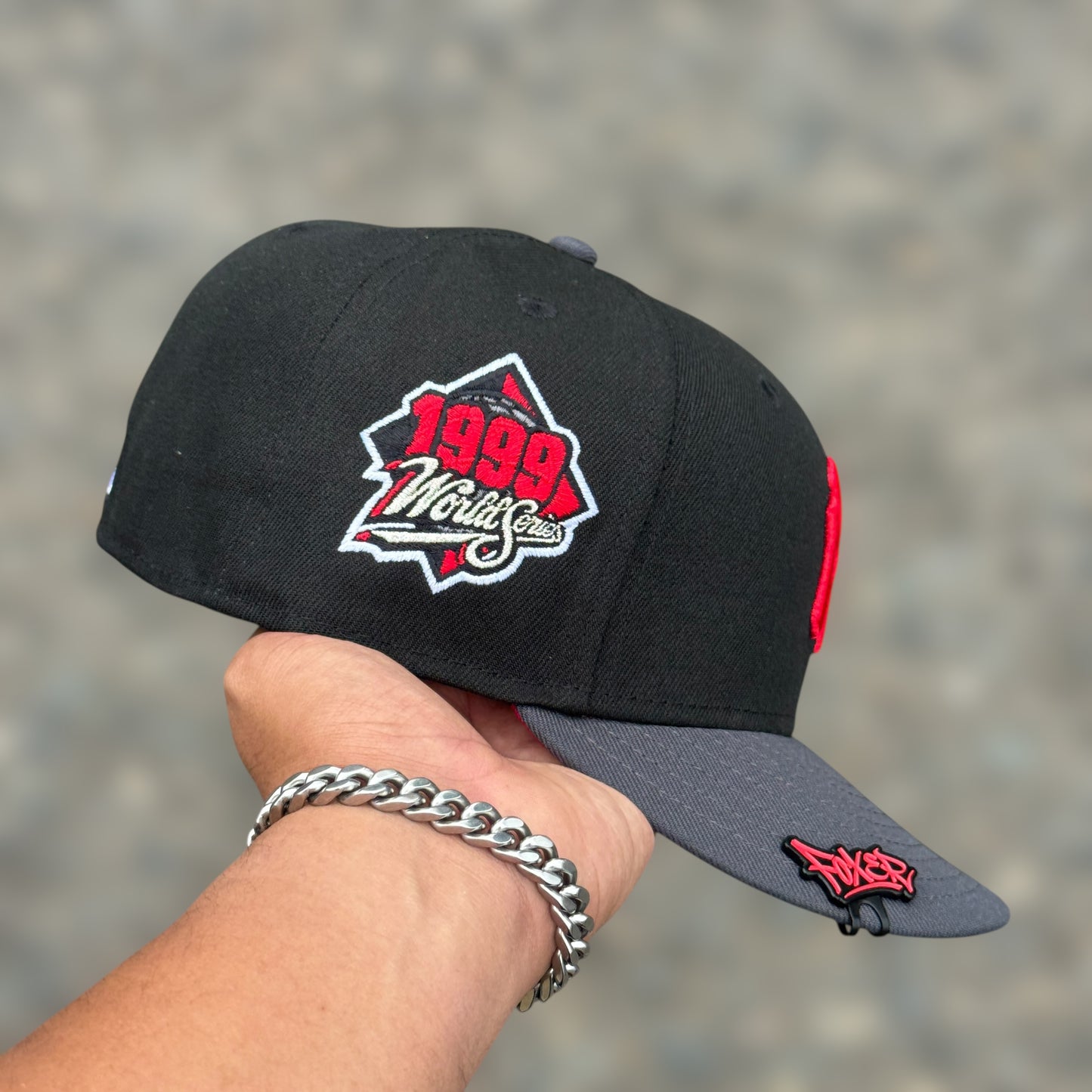 59FIFTY NY YANKEES BLACK GREY VISERA WS 1999 RED LOGO