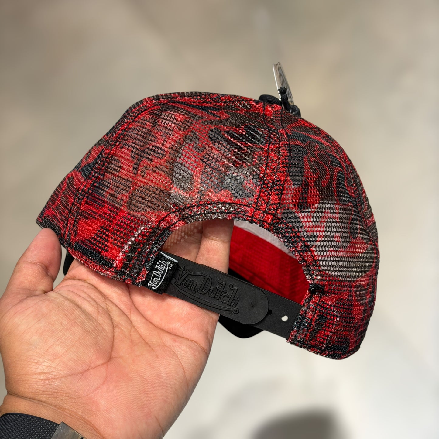 Von Dutch black