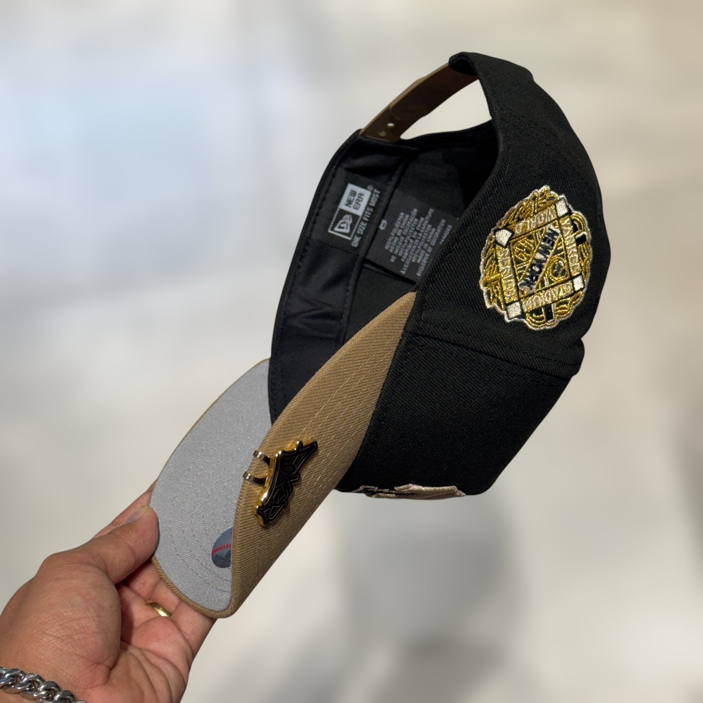 9FORTY NY-LA GOLD DUAL LOGO