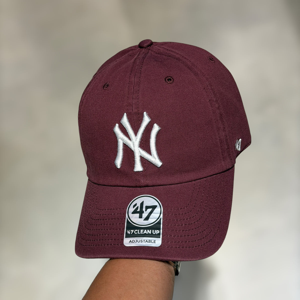 47 brand Clean Up NY YANKEES BURGUNDY VINO