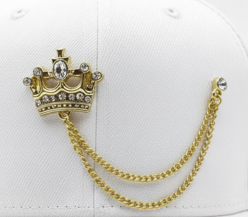 PIN CADENA CORONA GOLD