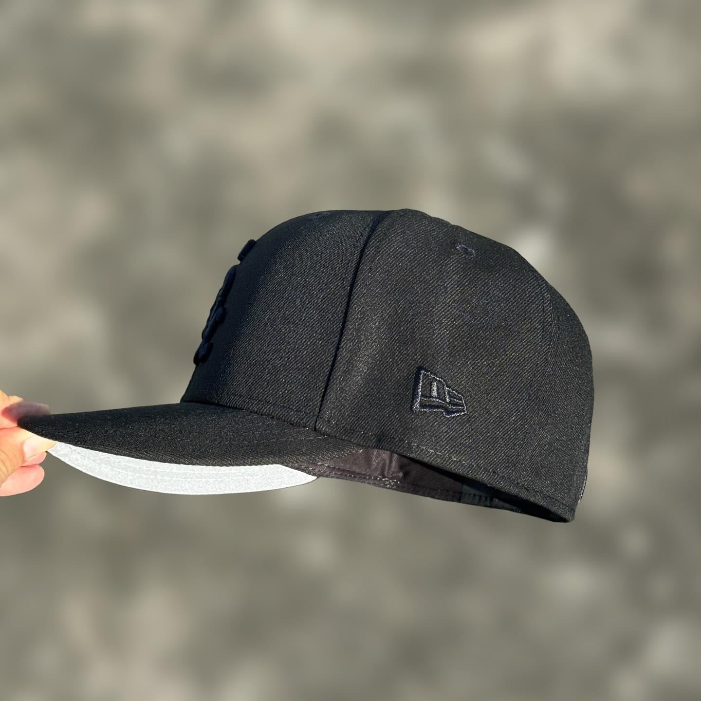 59FIFTY WHITE SOX BLACK ON BLACK