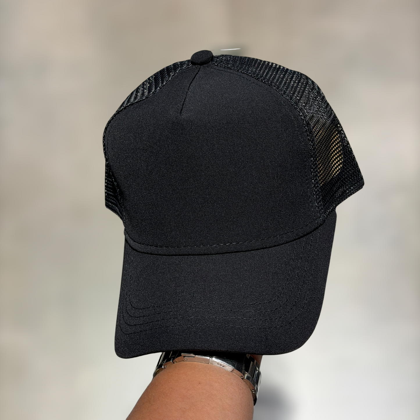GORRA NEGRA llana para bordados