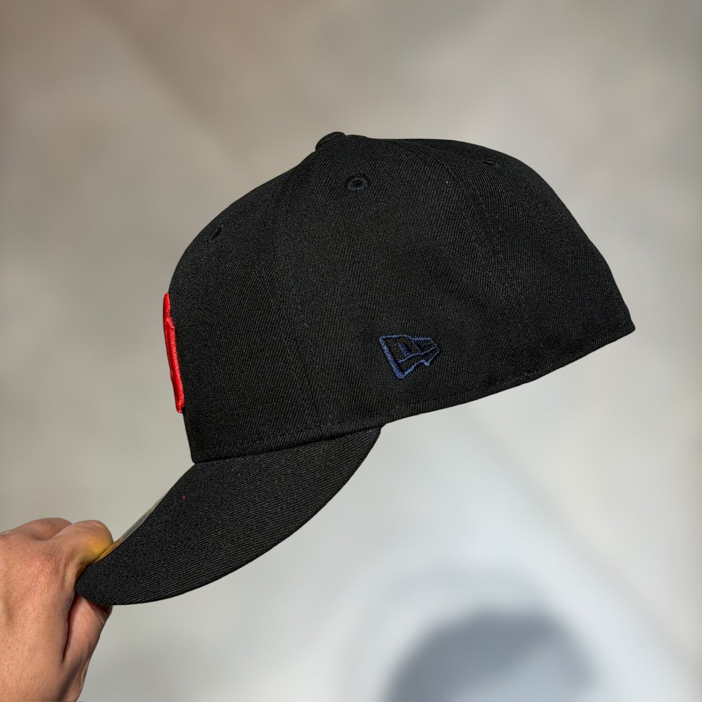 59FIFTY NY YANKEES BLACK/RED WS 1999