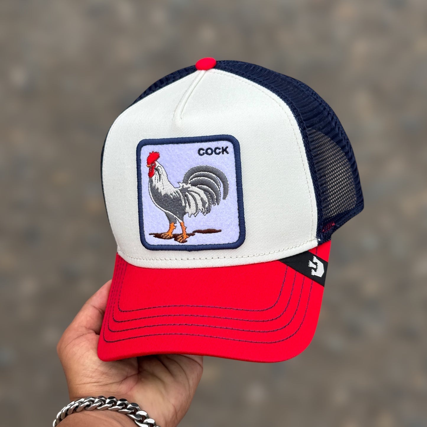 GOORIN BROS COCK BEIGE RED VISOR