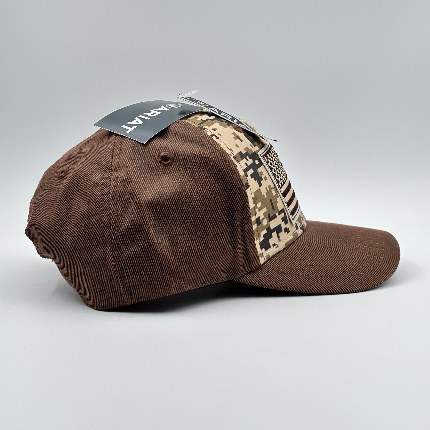 ARIAT BROWN FLAG