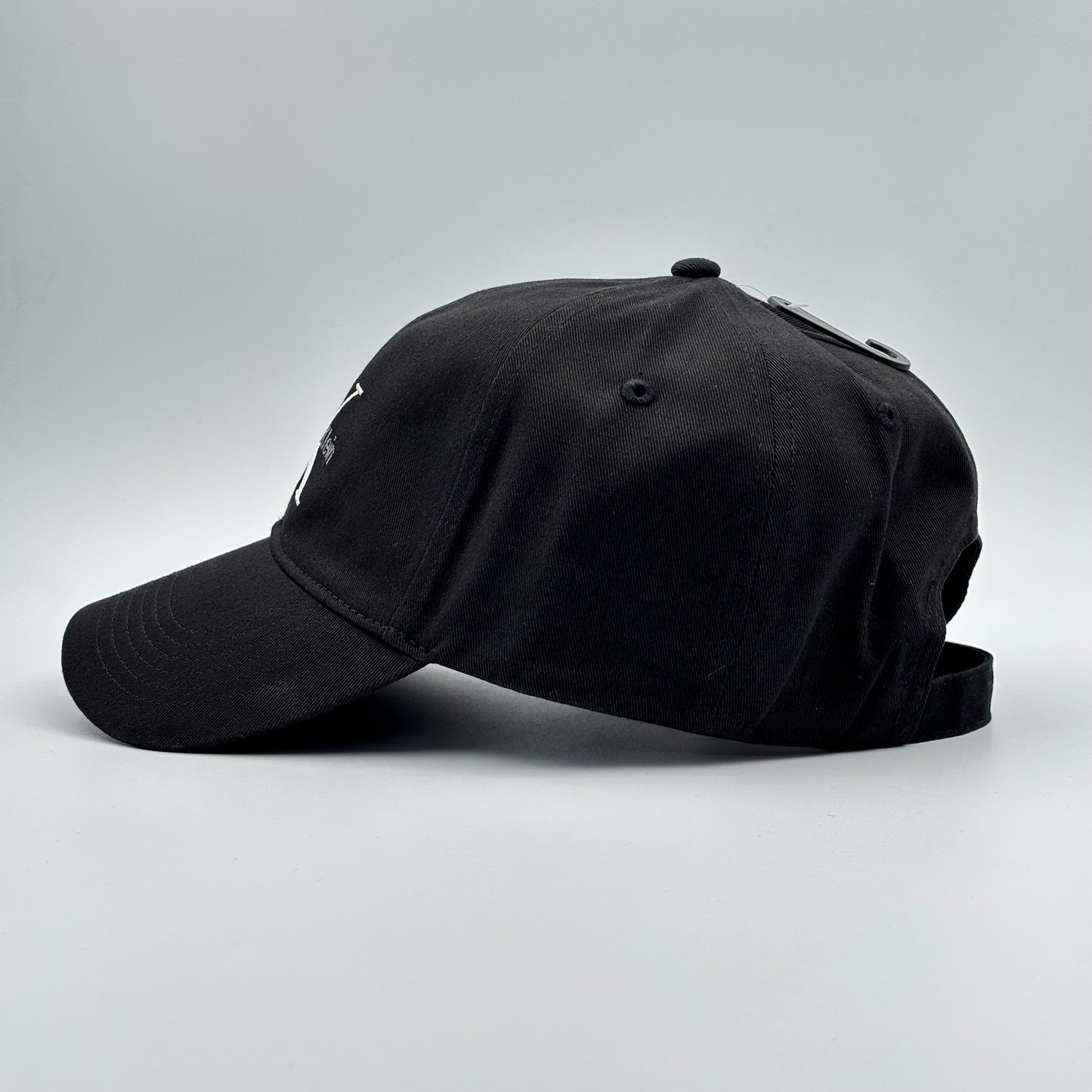 CALVIN KLEIN BLACK WHITE