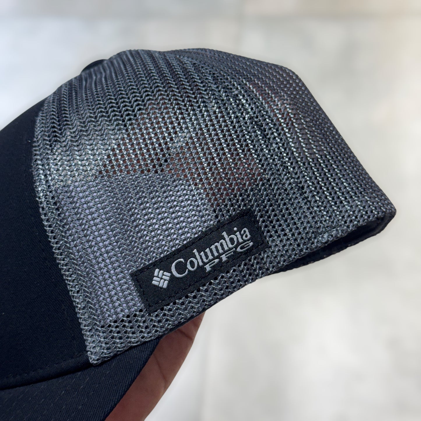 COLUMBIA PFG BLACK GRAY