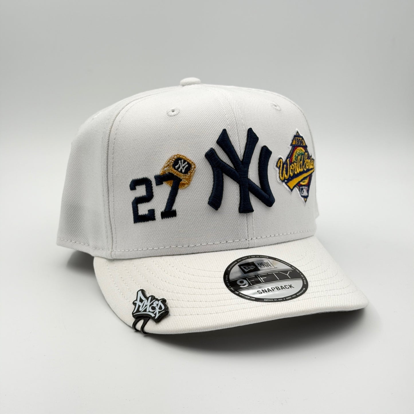9FIFTY NY YANKEES WHITE BLUE LOGO MULTIPARCHES