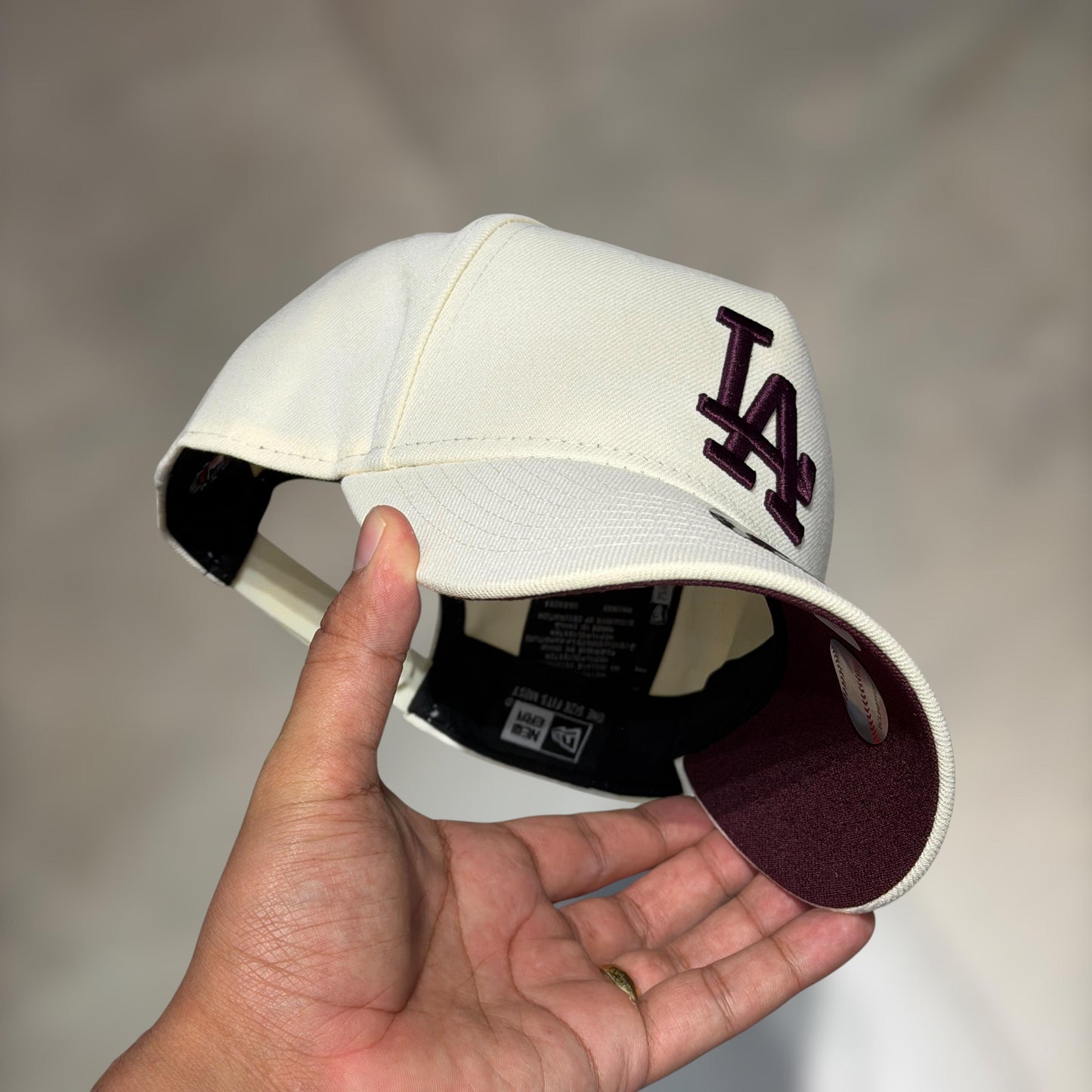9FORTY A FRAME LA DODGERS CREAM COLLETION